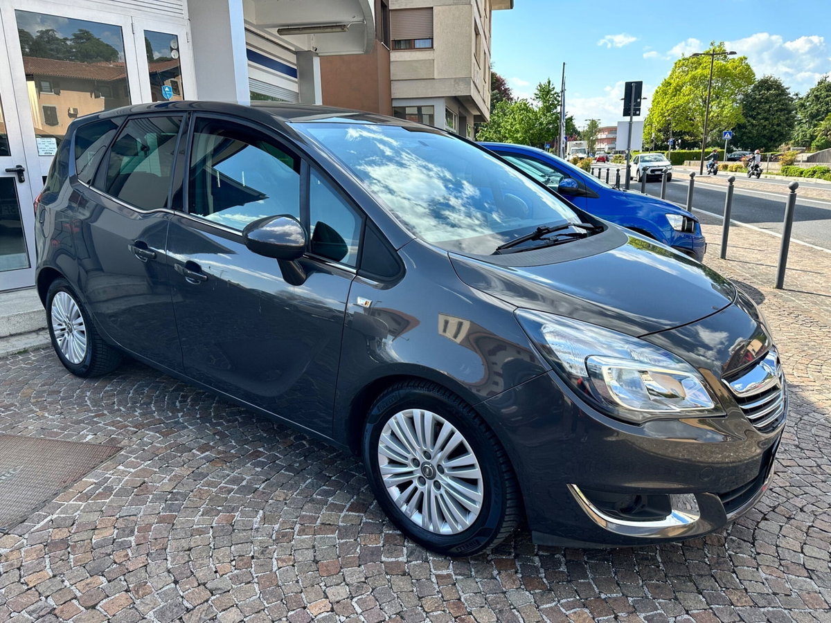 Opel Meriva 1.3 CDTI 95CV ecoFLEStart&Stop Cosmo (3)