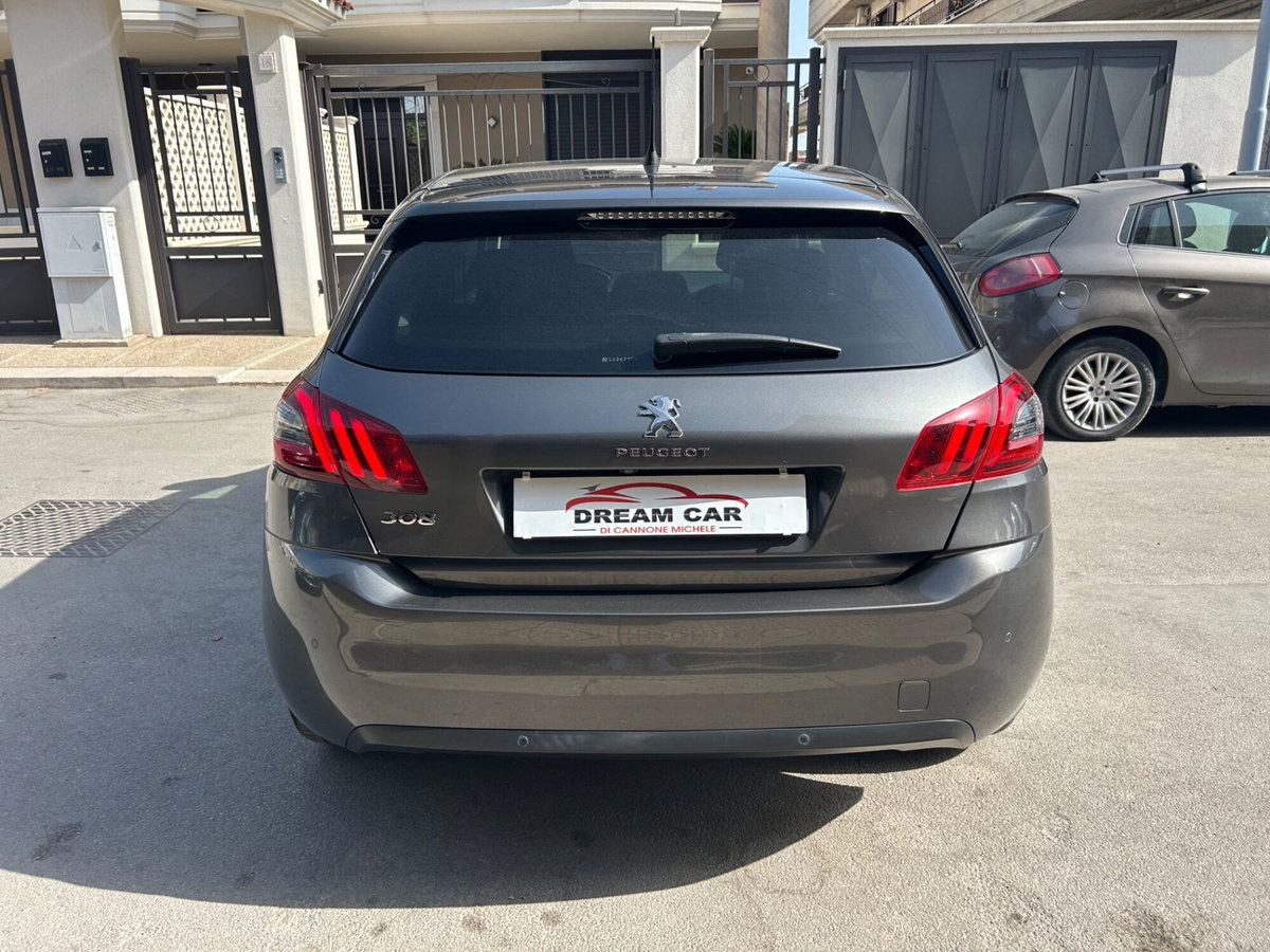 Peugeot 308 BlueHDi 130 S&S Allure (12)