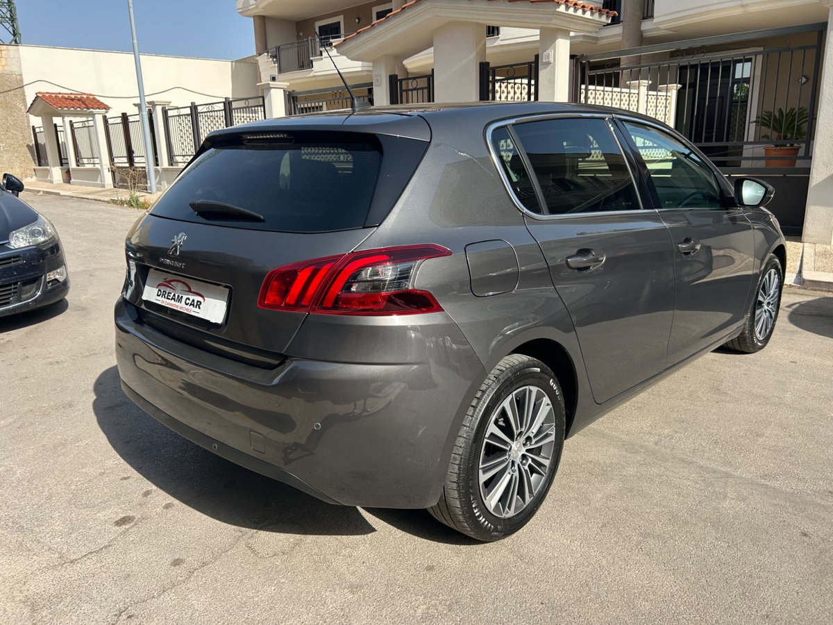Peugeot 308 BlueHDi 130 S&S Allure (14)