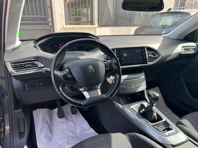 Peugeot 308 BlueHDi 130 S&S Allure (18)
