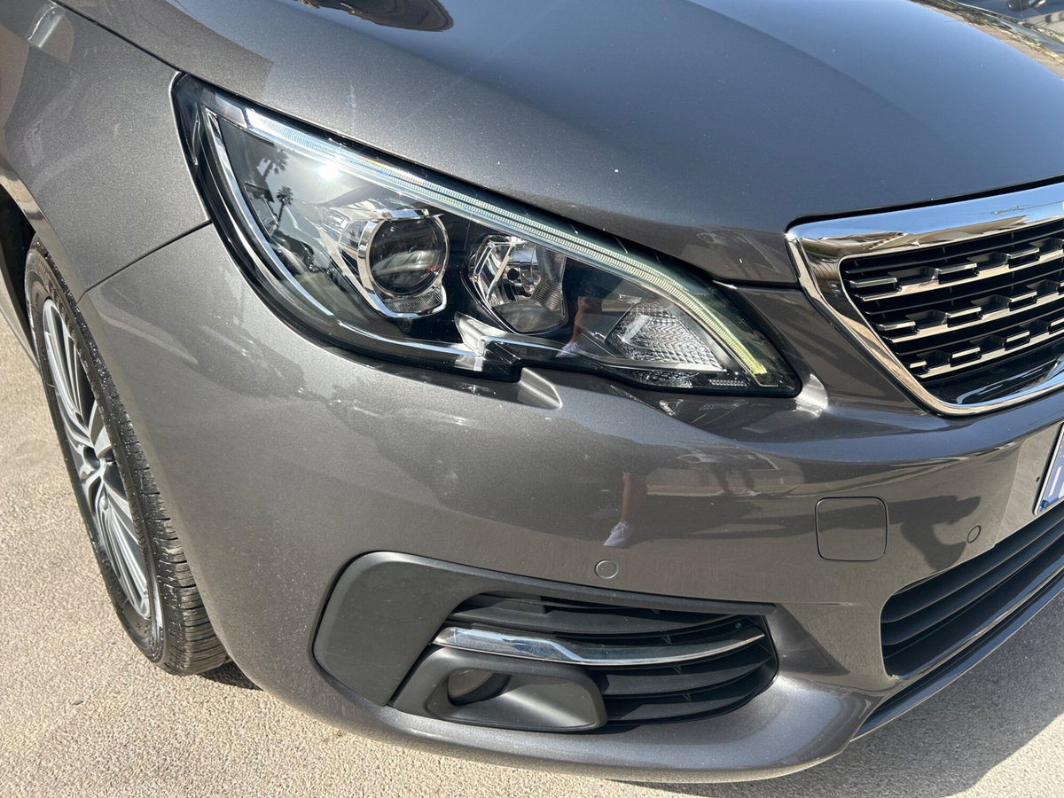 Peugeot 308 BlueHDi 130 S&S Allure (5)