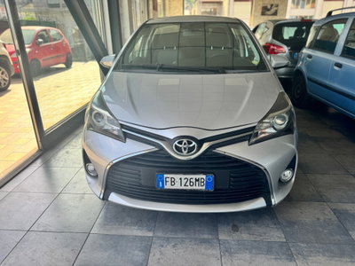 Toyota Yaris 1.0 5 porte Lounge usata