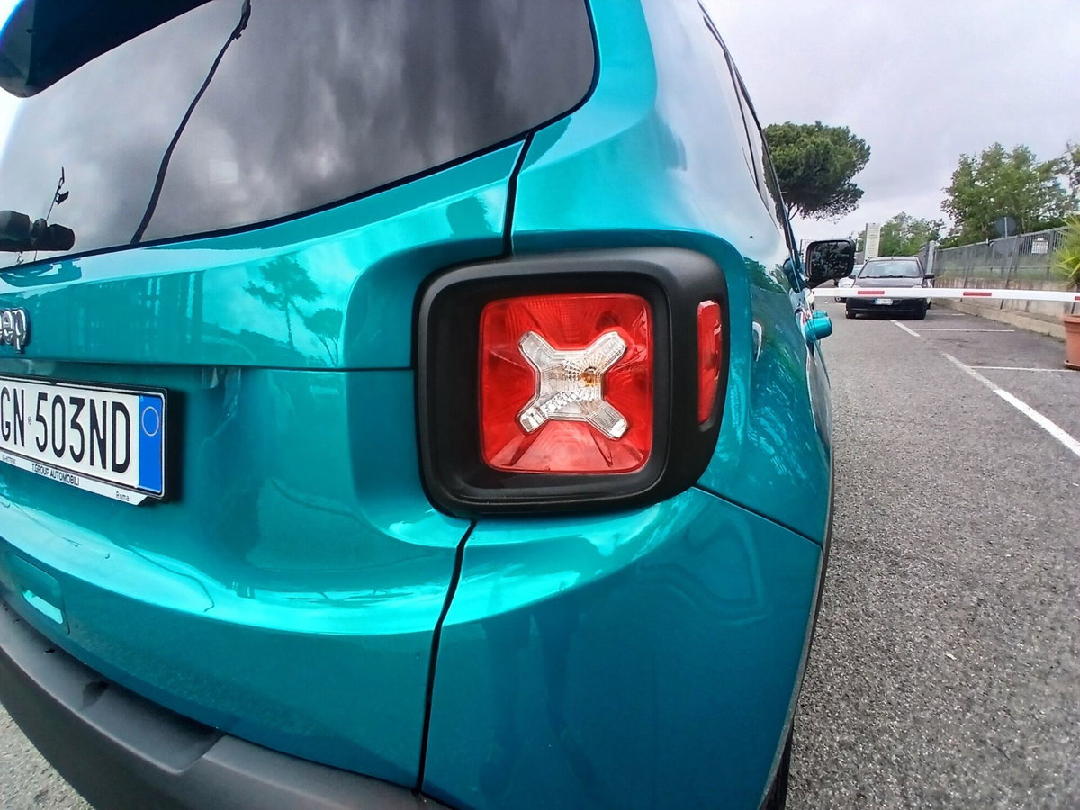 Jeep Renegade 1.6 Mjt 120 CV Limited (16)
