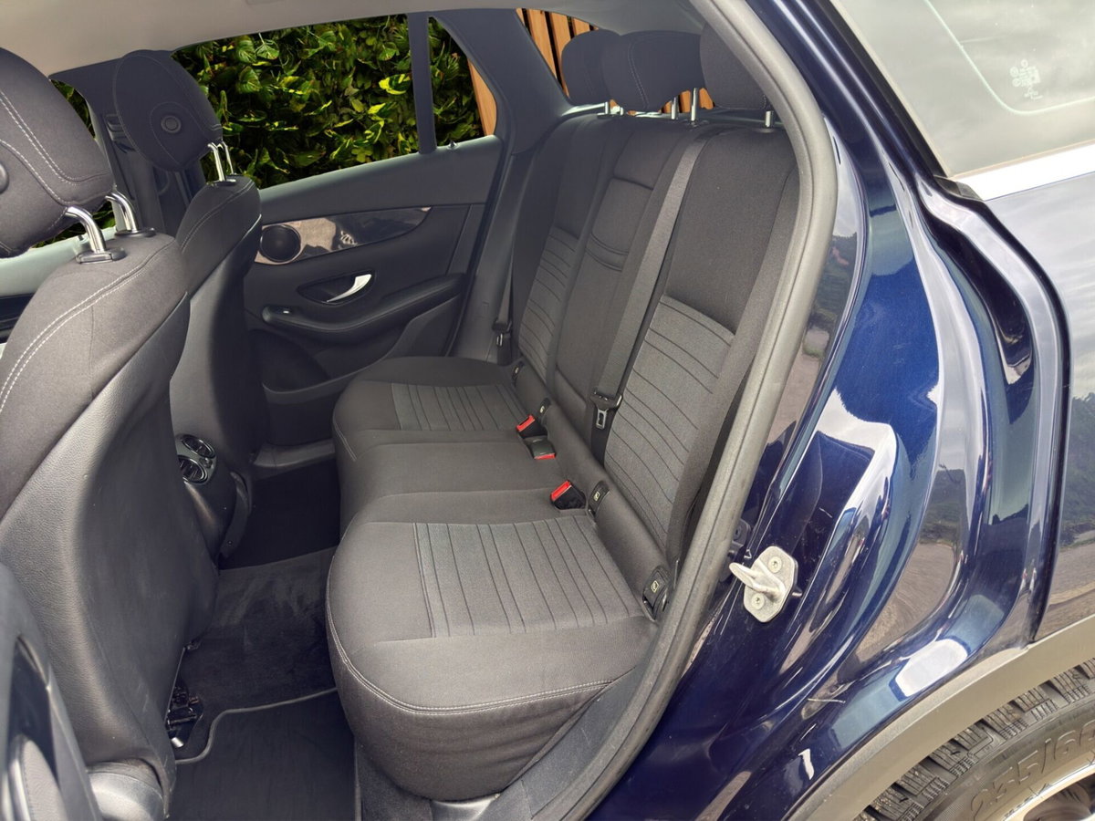 Mercedes-Benz GLC SUV 220 d 4Matic Sport (13)