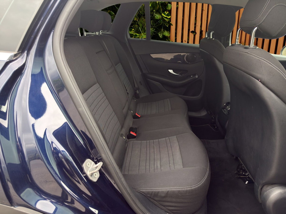 Mercedes-Benz GLC SUV 220 d 4Matic Sport (16)