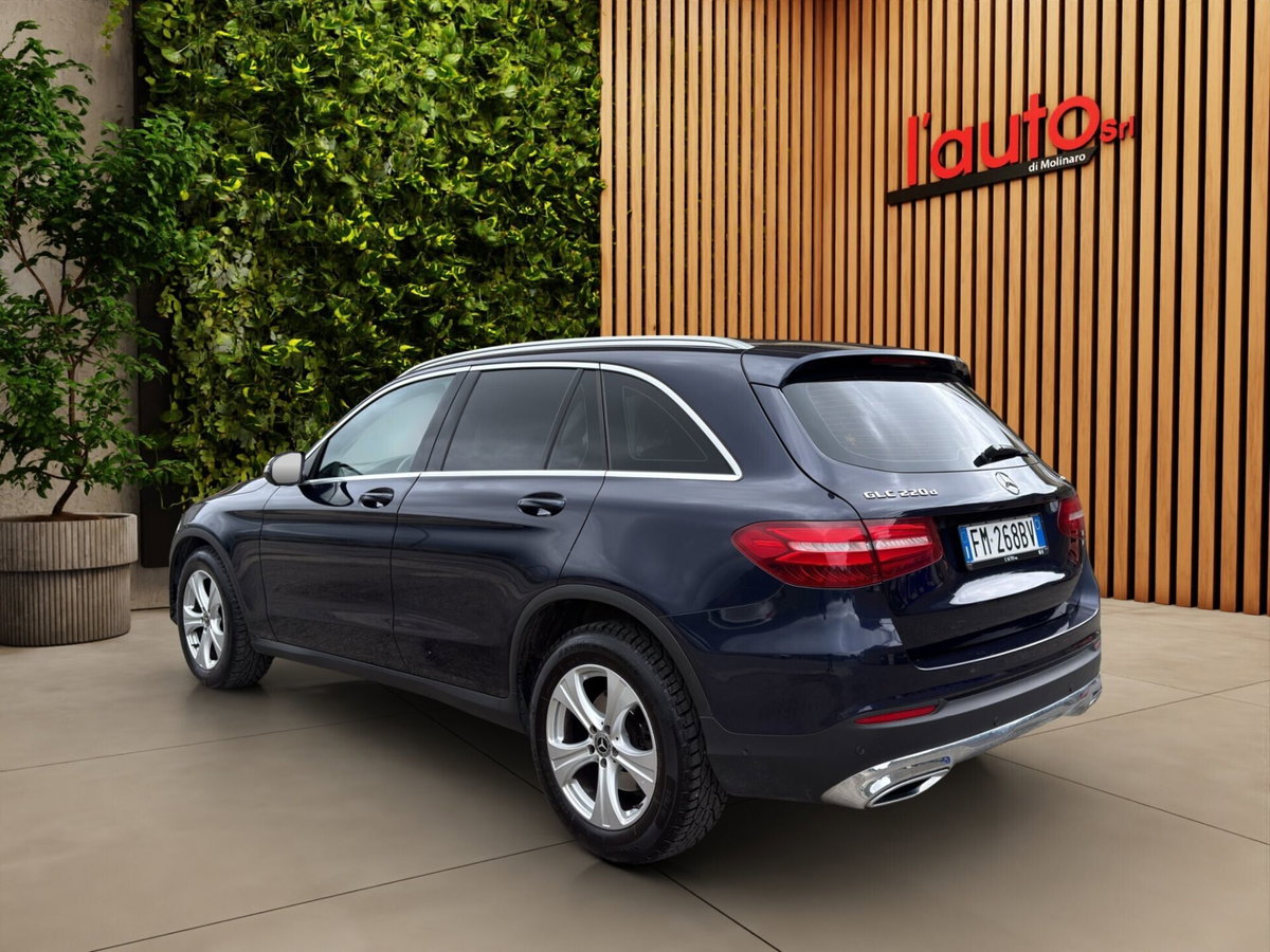Mercedes-Benz GLC SUV 220 d 4Matic Sport (3)