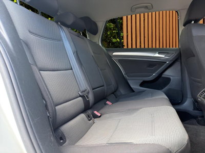 Volkswagen Golf 1.4 TGI 5p. Highline BlueMotion (18)