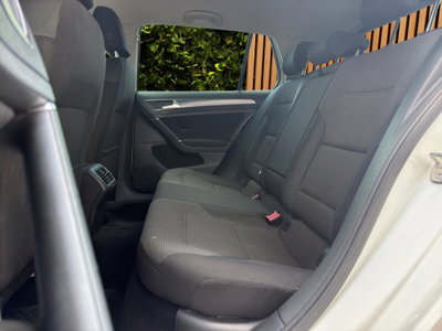 Volkswagen Golf 1.4 TGI 5p. Highline BlueMotion (19)