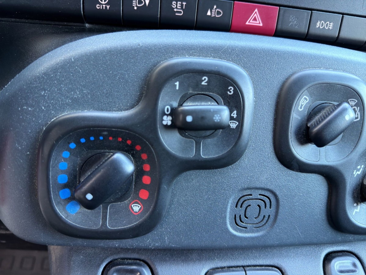 Fiat Panda 1.2 (12)