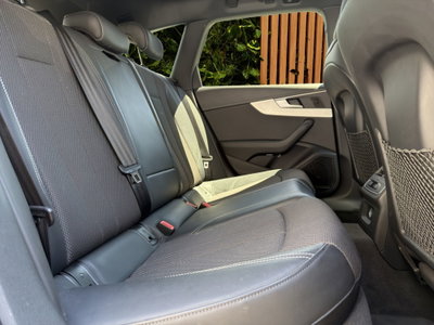 Audi A4 Avant 40 TDI quattro S tronic S line edition (11)