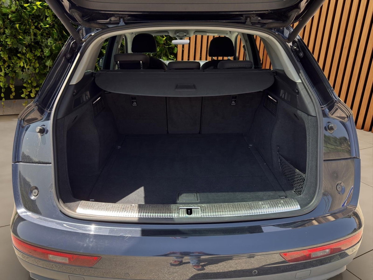 Audi Q5 2.0 TDI quattro S tronic Sport (19)