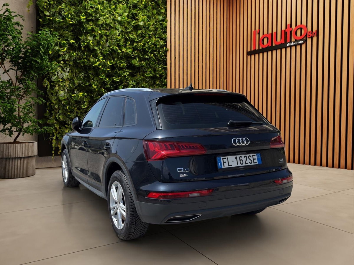 Audi Q5 2.0 TDI quattro S tronic Sport (7)