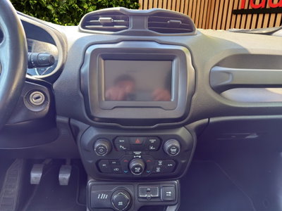Jeep Renegade 2.0 Mjt 140CV 4WD Active Drive Limited (16)