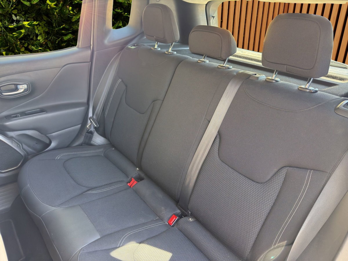 Jeep Renegade 2.0 Mjt 140CV 4WD Active Drive Limited (19)
