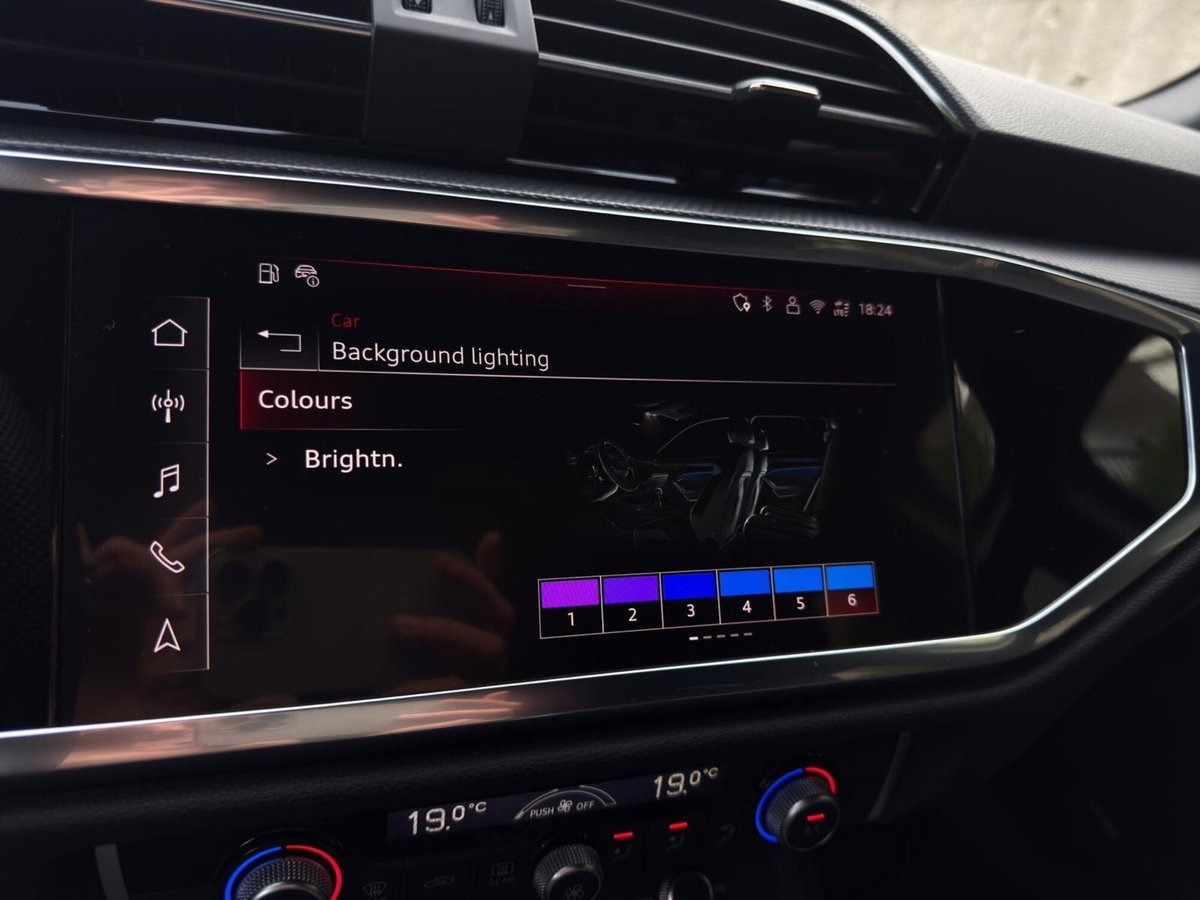 Audi Q3 Sportback 35 TDI quattro S tronic S line edition (19)
