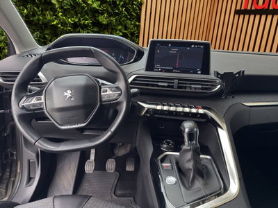 Peugeot 3008 PureTech Turbo 130 S&S EAT8 Allure (10)