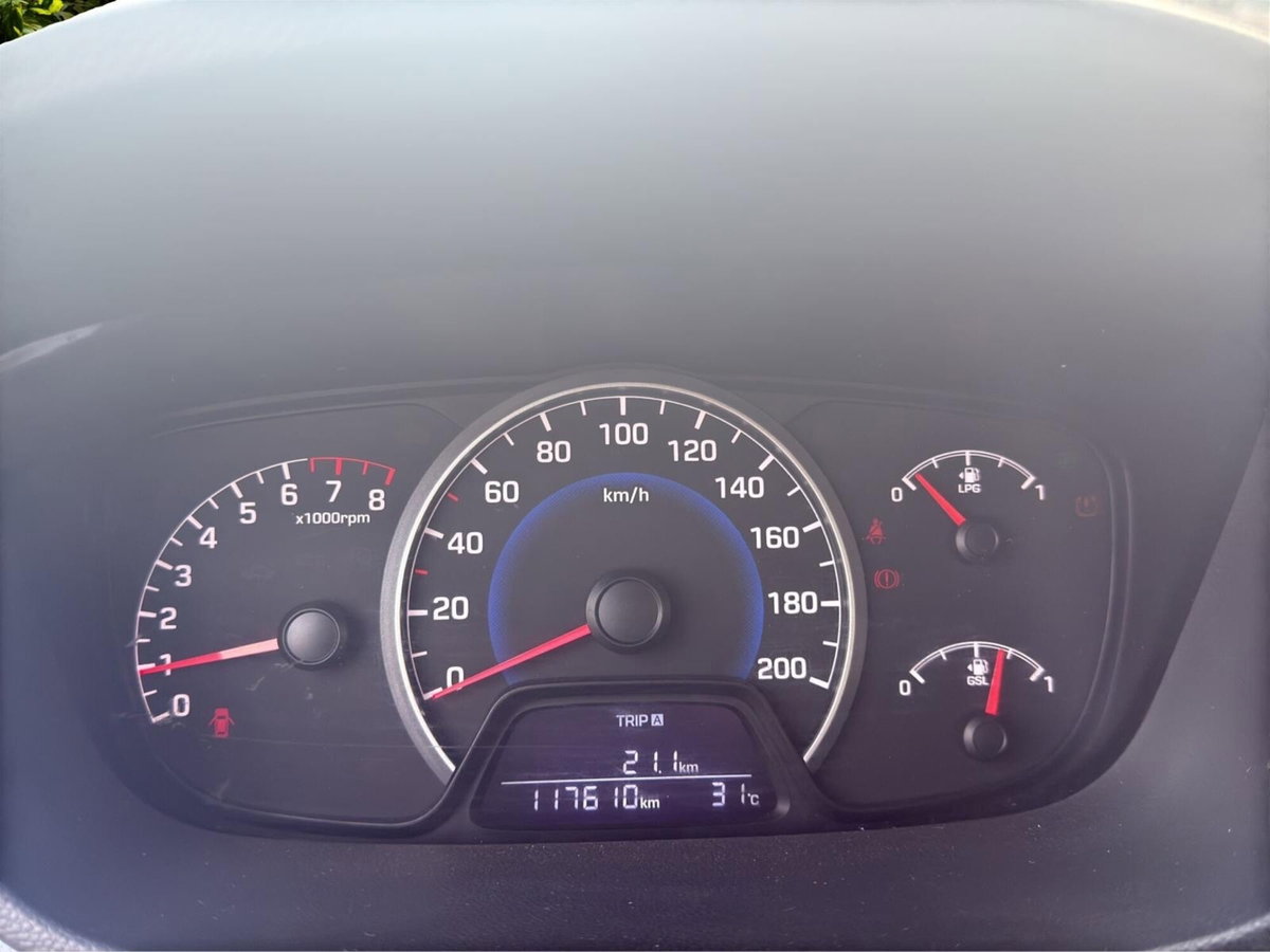 Hyundai i10 1.0 GPL Econext con Ecopack Advanced (12)