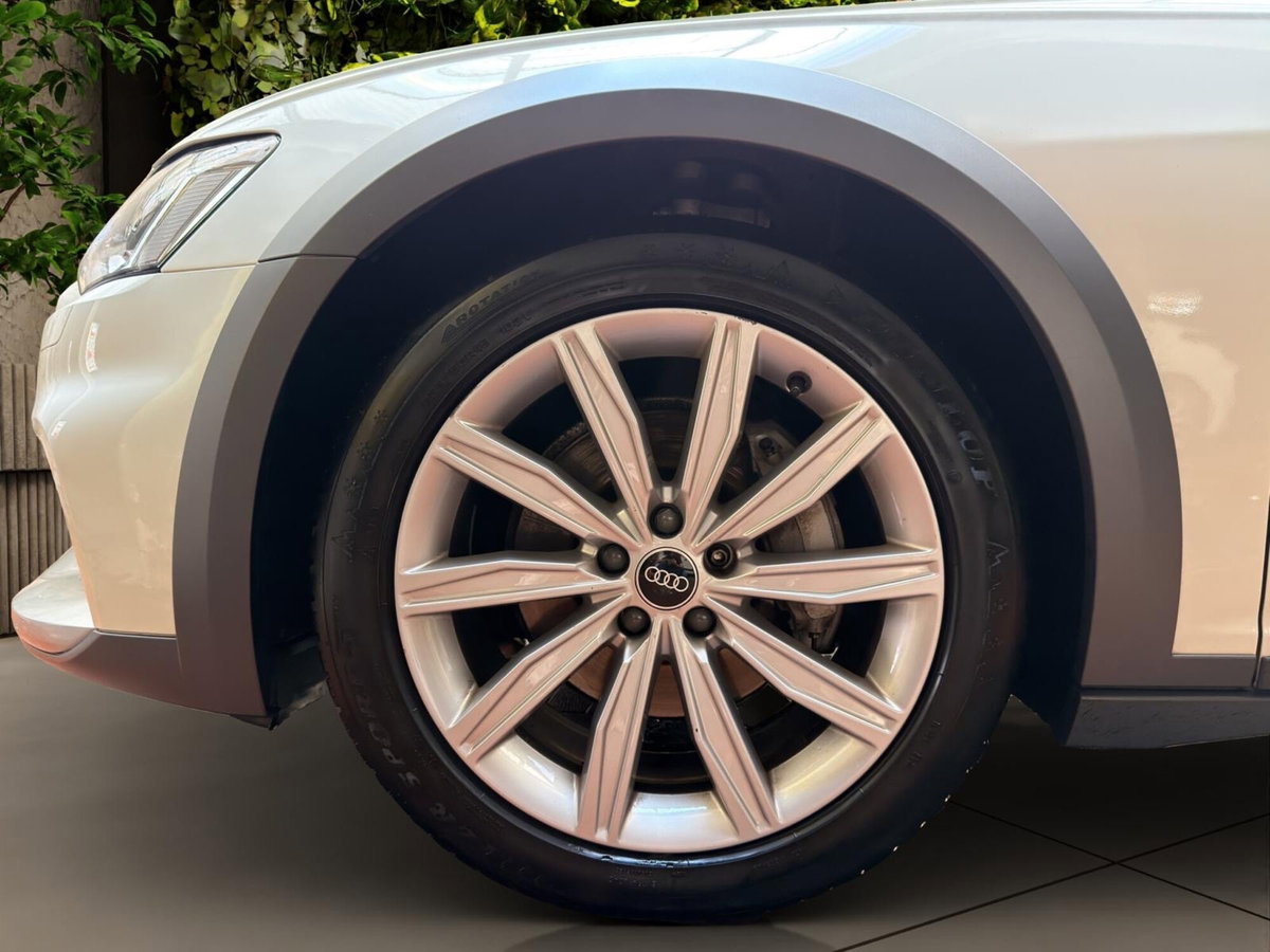 Audi A6 Allroad 45 TDI 3.0 quattro S tronic Evolution (9)