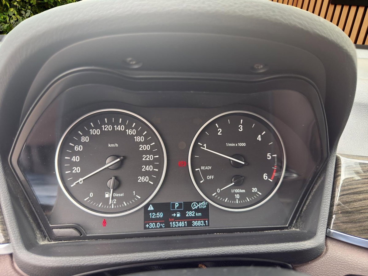 BMW X1 sDrive18d Advantage (12)