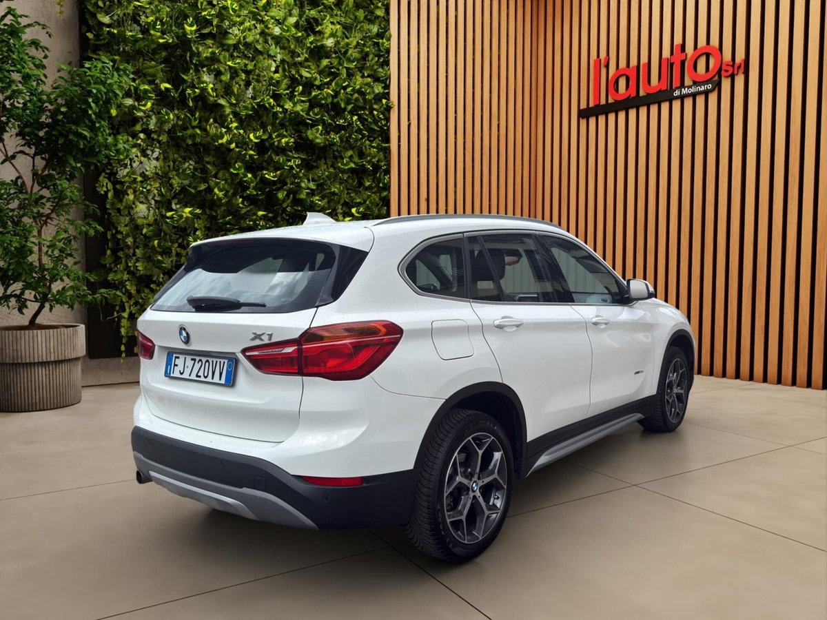 BMW X1 sDrive18d Advantage (5)