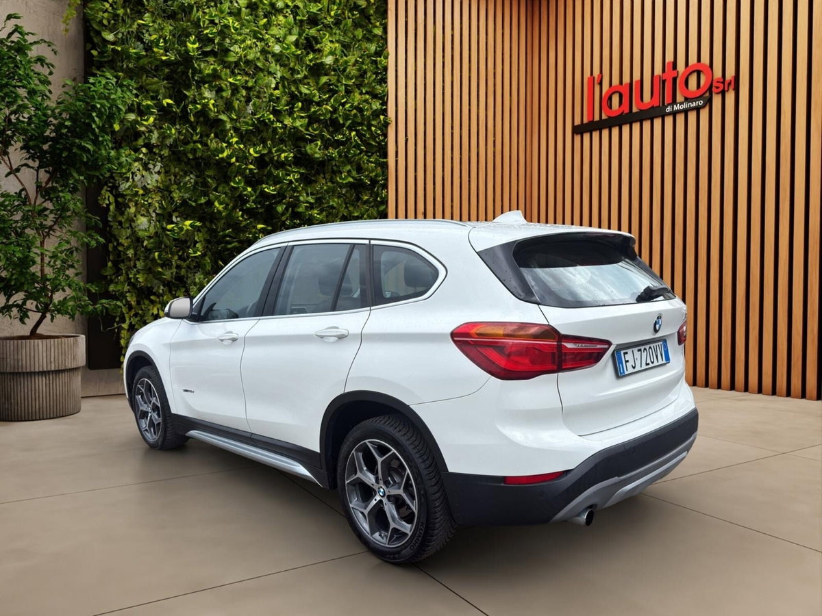 BMW X1 sDrive18d Advantage (7)