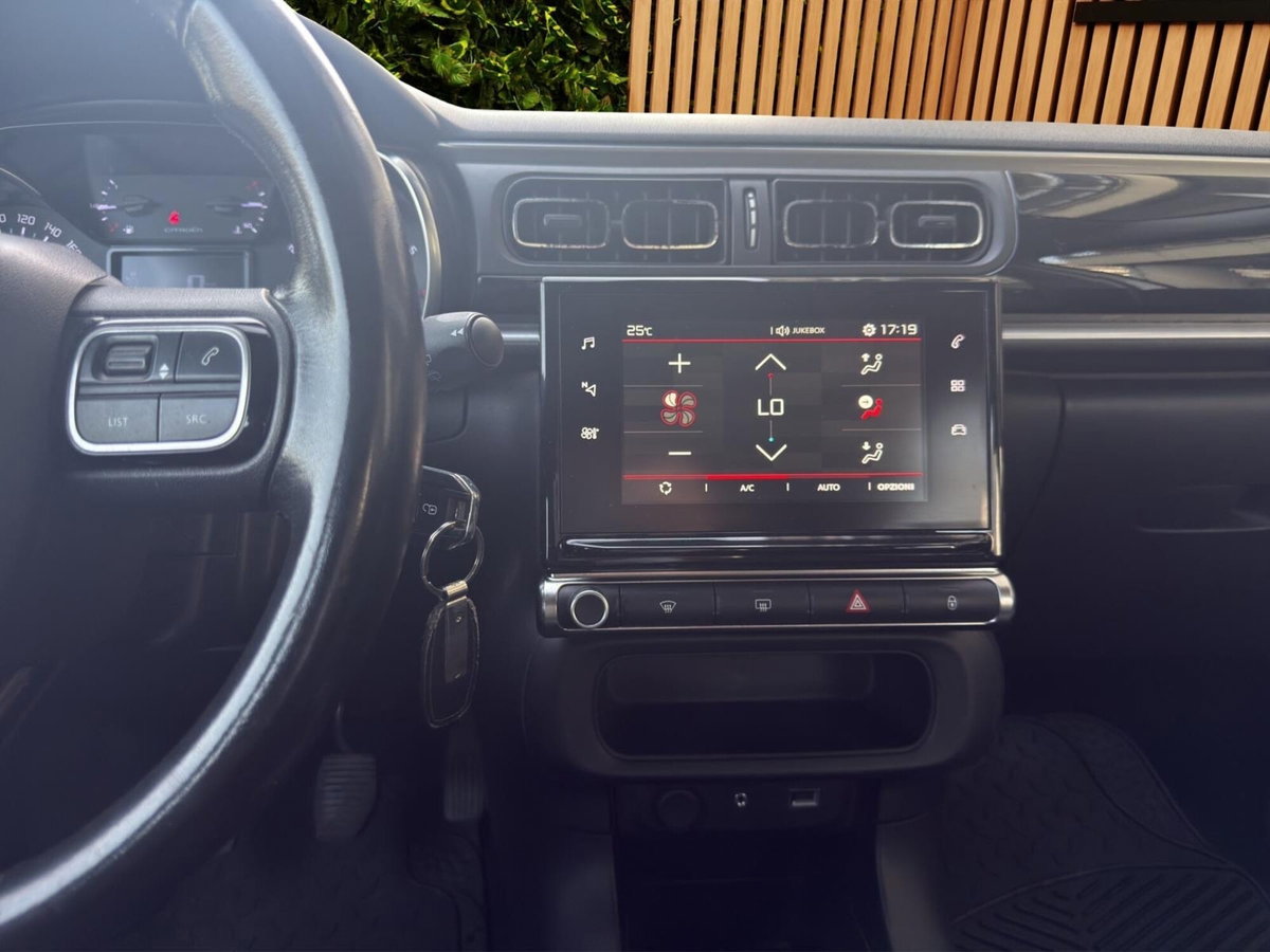 Citroen C3 BlueHDi 75 S&S Shine (14)