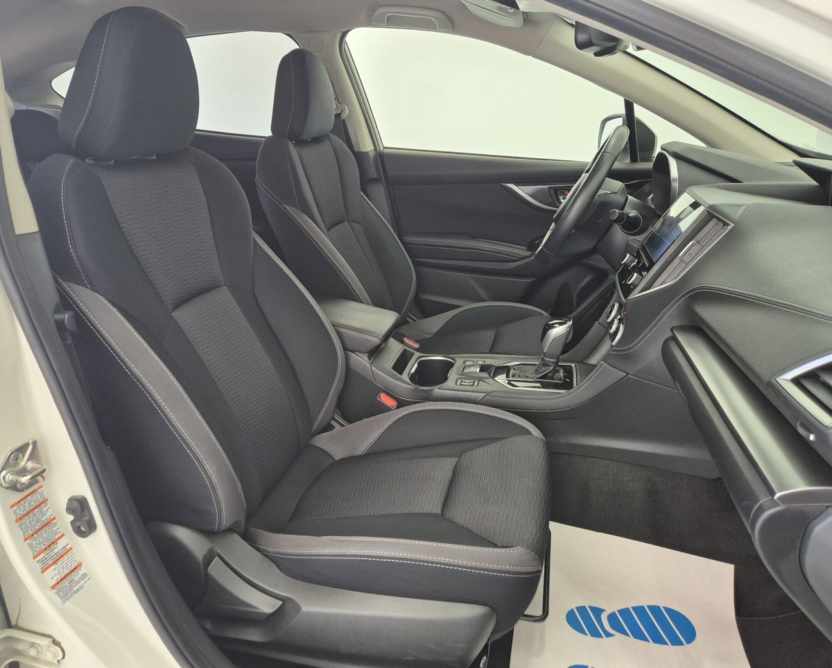 Subaru Impreza 1.6i Lineartronic Style Navi (12)
