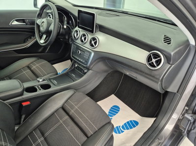 Mercedes-Benz GLA SUV 180 d Automatic Sport (11)