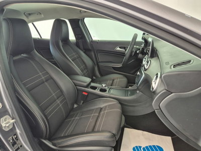Mercedes-Benz GLA SUV 180 d Automatic Sport (12)