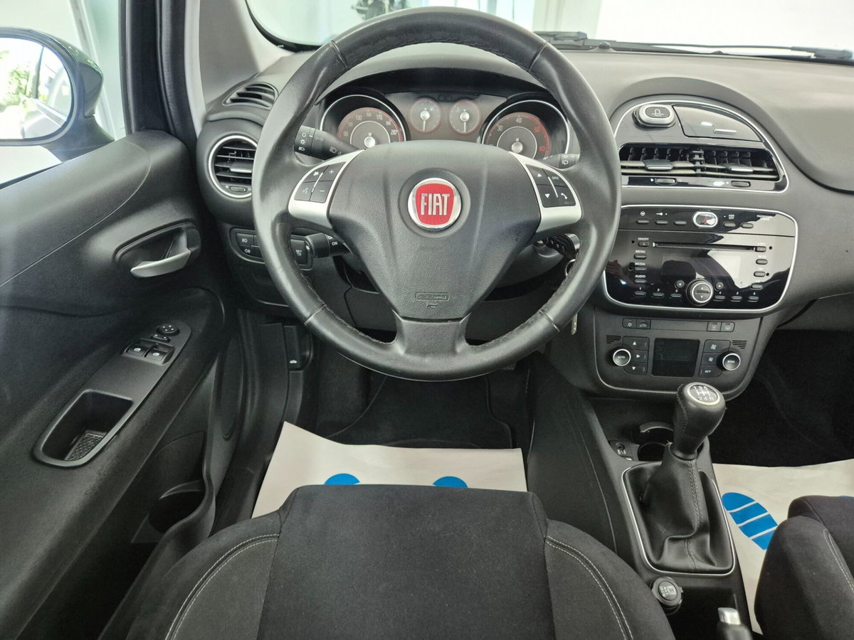 Fiat Punto 1.3 MJT II 75 CV 5 porte Street (15)