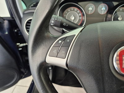 Fiat Punto 1.3 MJT II 75 CV 5 porte Street (18)