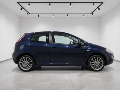 Fiat Punto 1.3 MJT II 75 CV 5 porte Street (4)