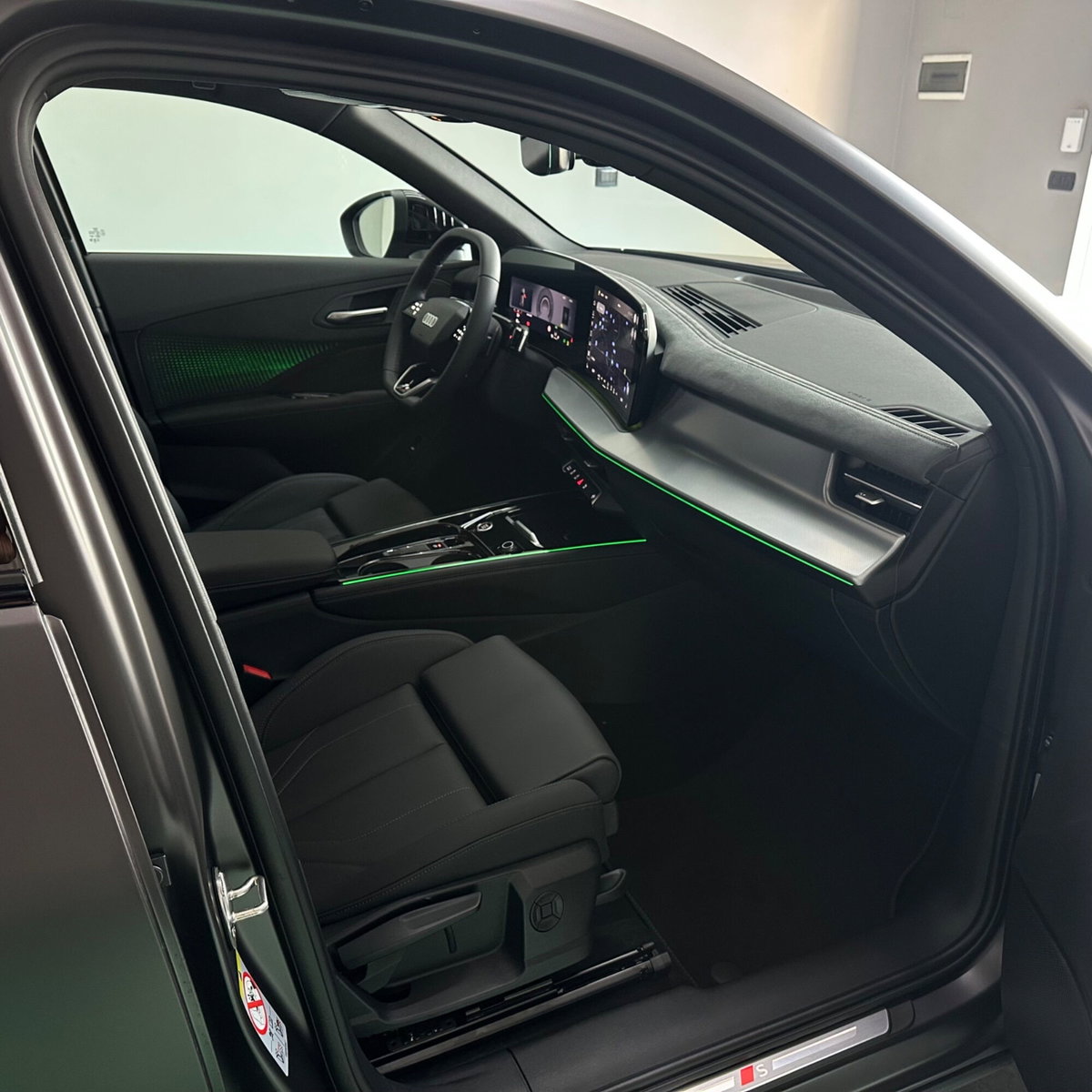 Audi Q3 Sportback 35 TDI quattro S tronic S line edition (11)