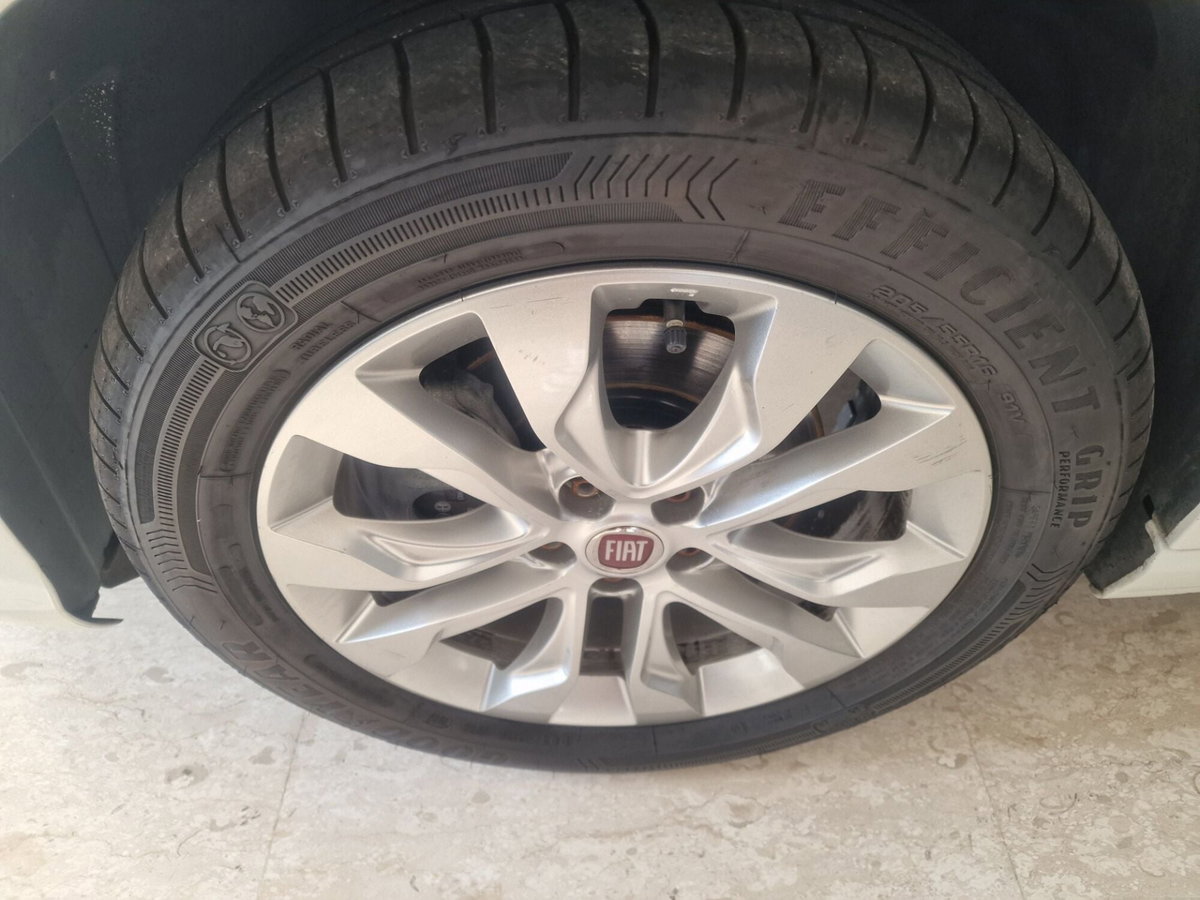 Fiat Tipo Station Wagon Tipo 1.6 Mjt S&S SW Lounge (12)
