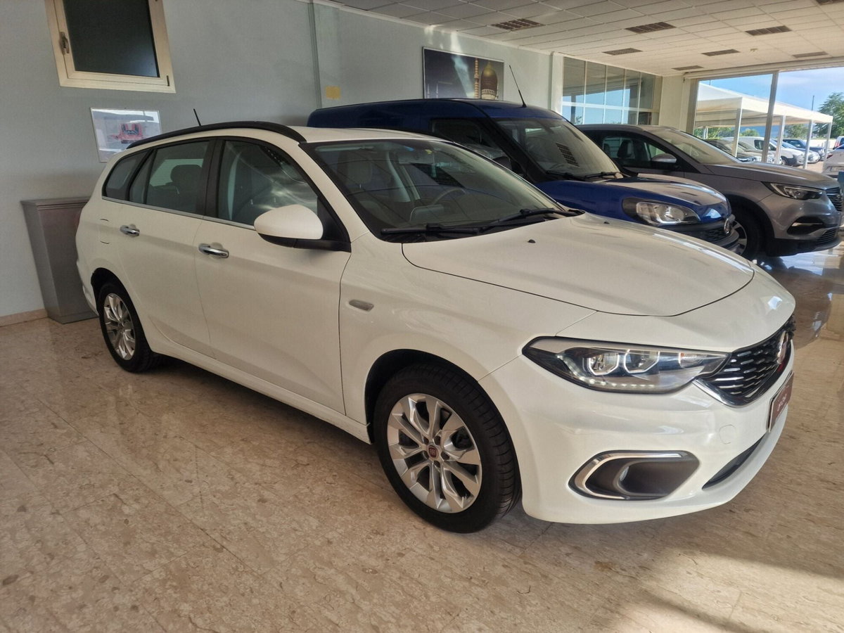 Fiat Tipo Station Wagon Tipo 1.6 Mjt S&S SW Lounge (4)