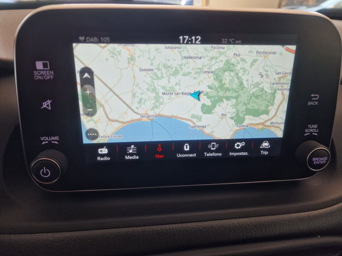 Fiat Tipo Station Wagon Tipo 1.6 Mjt S&S SW Lounge (9)