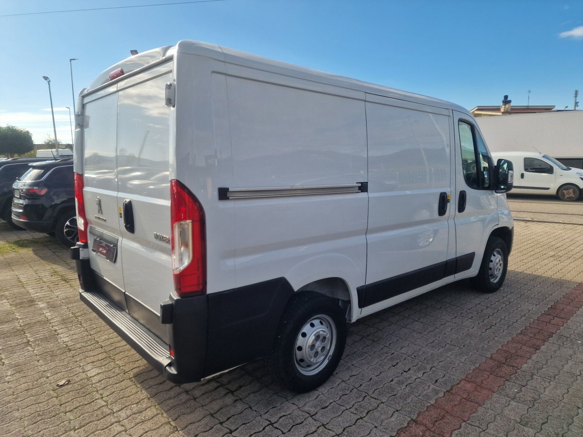 Peugeot Boxer Furgone 330 2.2 BlueHDi 140 S&S PM-TN Furgone (4)