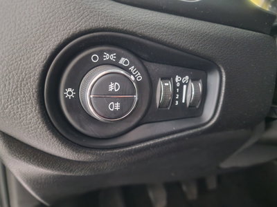 Jeep Renegade 1.6 Mjt 130 CV Limited (10)