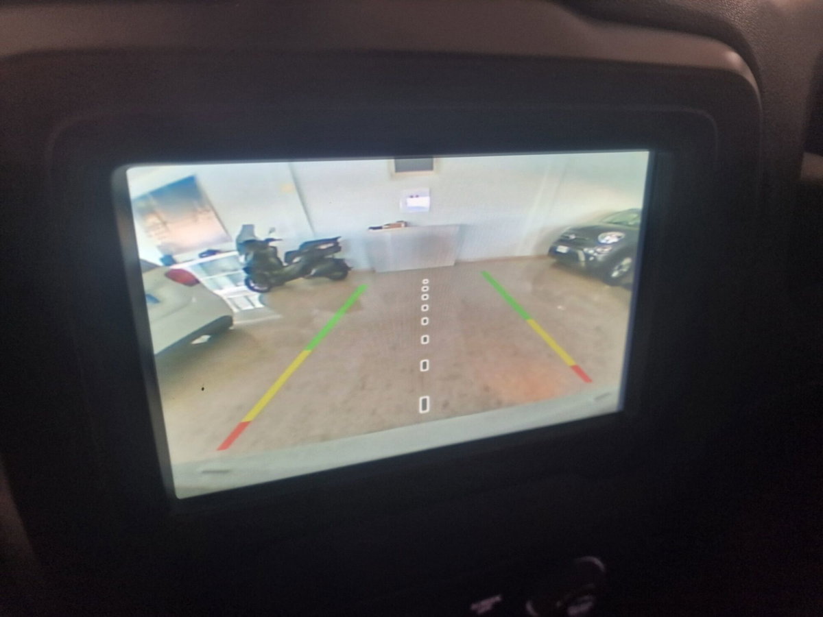 Jeep Renegade 1.6 Mjt 130 CV Limited (8)