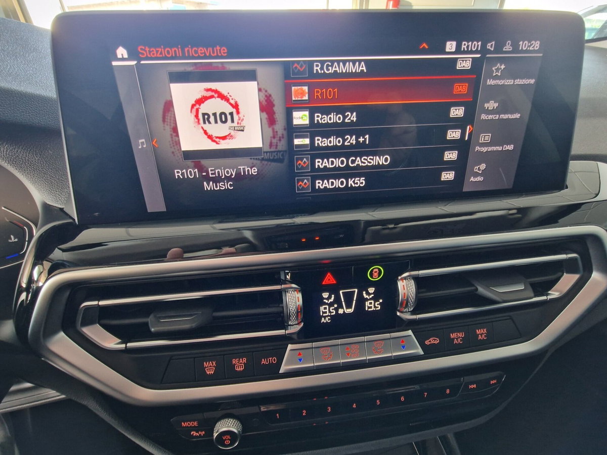 BMW X3 xDrive20d 48V (13)