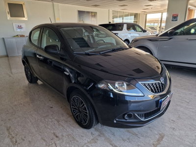 Lancia Ypsilon 1.0 FireFly 5 porte S&S Hybrid Ecochic Gold (4)