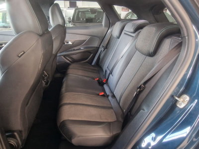 Peugeot 3008 BlueHDi 130 S&S EAT8 Allure Pack (5)