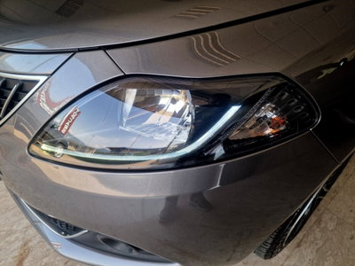 Lancia Ypsilon 1.0 FireFly 5 porte S&S Hybrid Ecochic Gold (9)