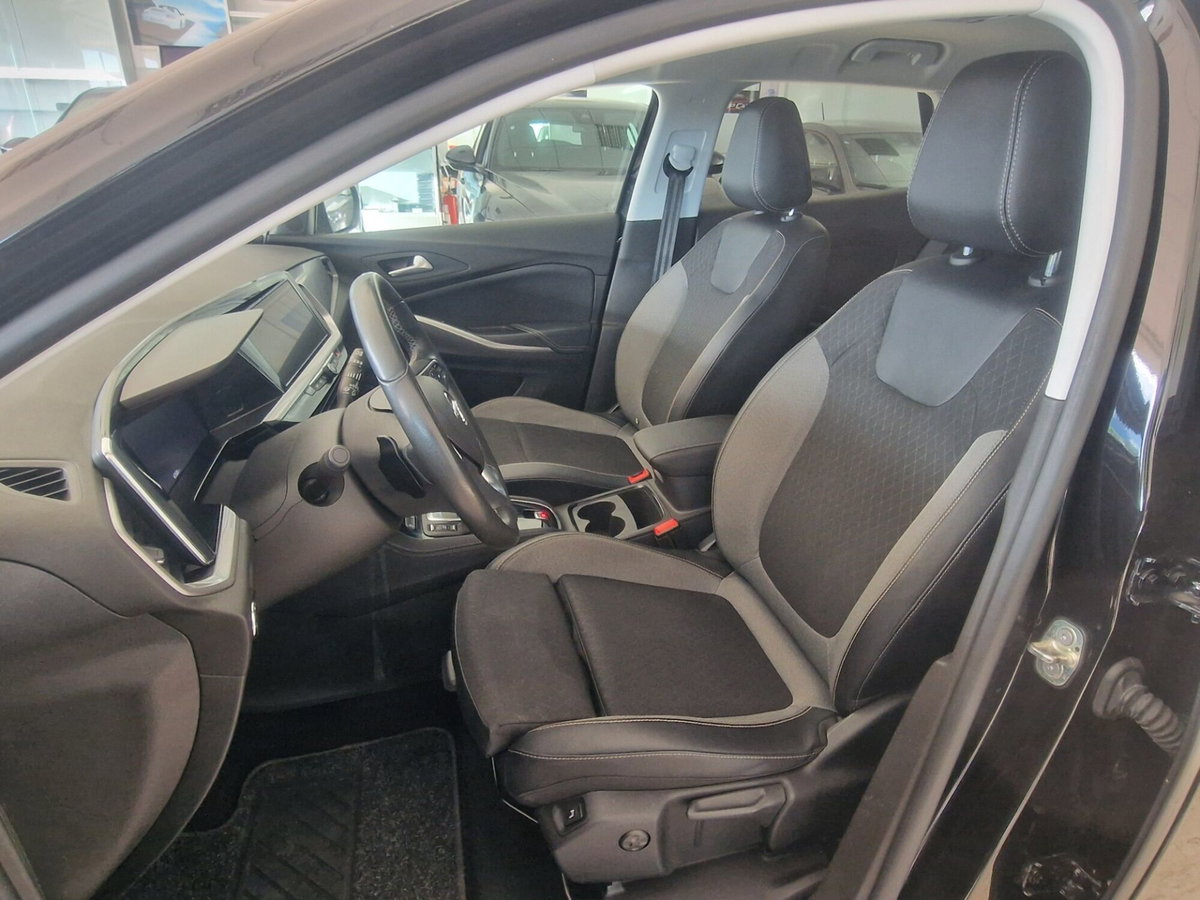 Opel Grandland 1.5 diesel Ecotec aut. Business Elegance (6)