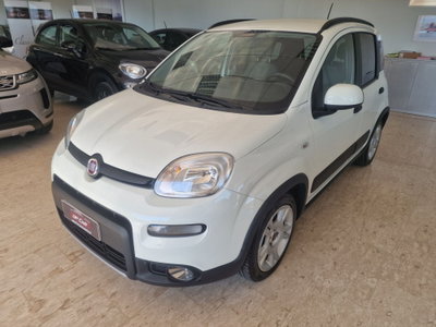 Fiat Panda 1.0 FireFly S&S Hybrid City Life usata