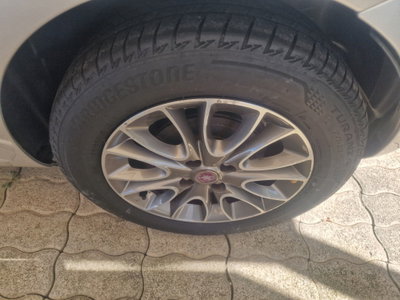 Fiat Punto Evo 1.3 Mjt 75 CV 5 porte Dynamic (10)