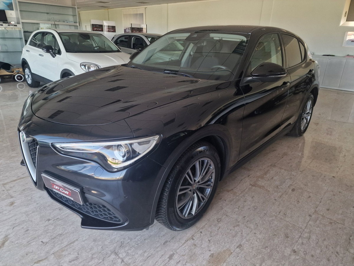 Alfa Romeo Stelvio Stelvio 2.2 Turbodiesel 160 CV AT8 RWD Sport-Tech