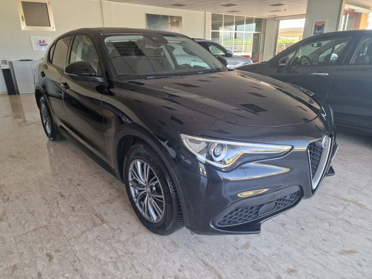 Alfa Romeo Stelvio Stelvio 2.2 Turbodiesel 160 CV AT8 RWD Sport-Tech (4)