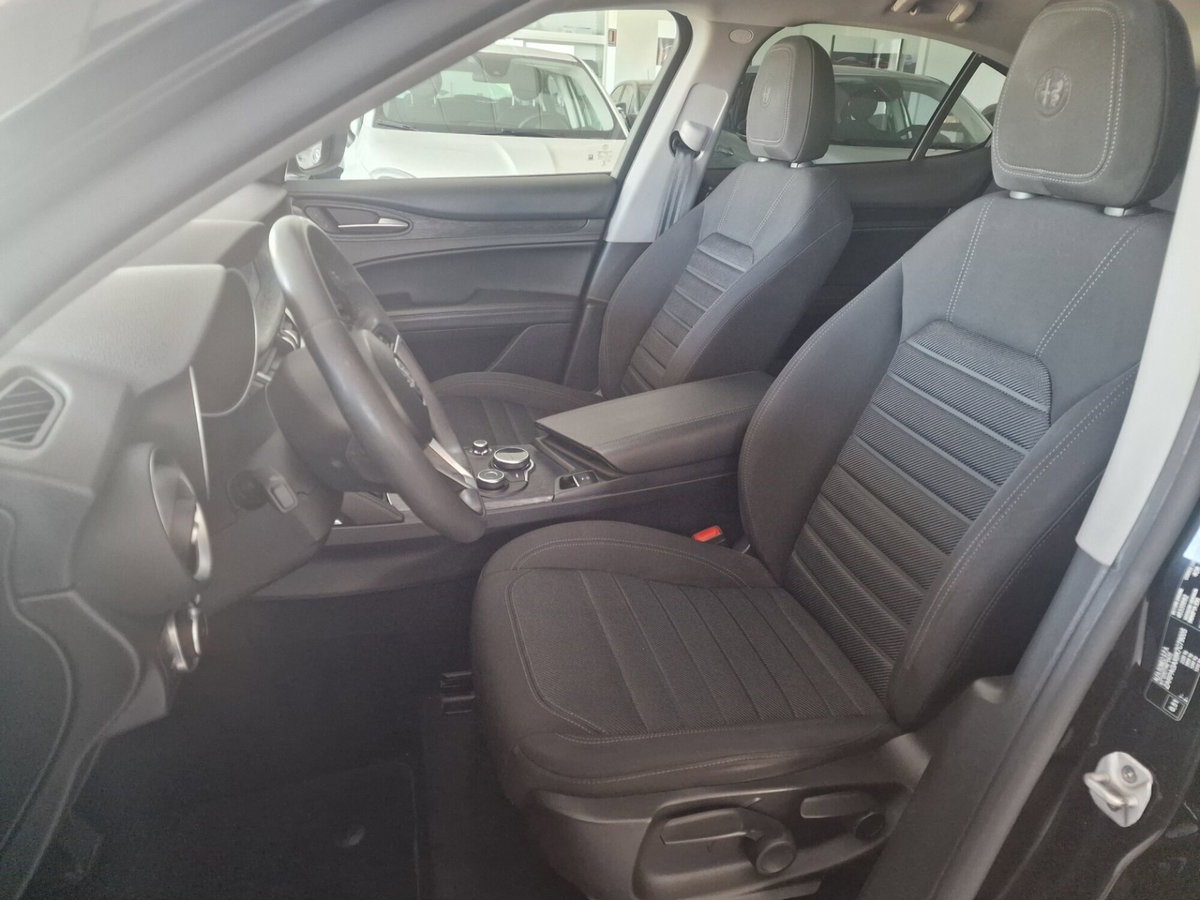 Alfa Romeo Stelvio Stelvio 2.2 Turbodiesel 160 CV AT8 RWD Sport-Tech (6)