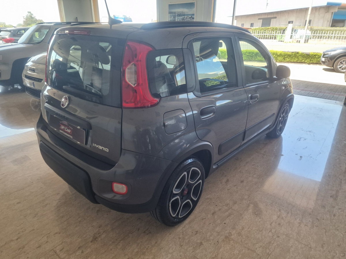 Fiat Panda 1.0 FireFly S&S Hybrid City Life (3)